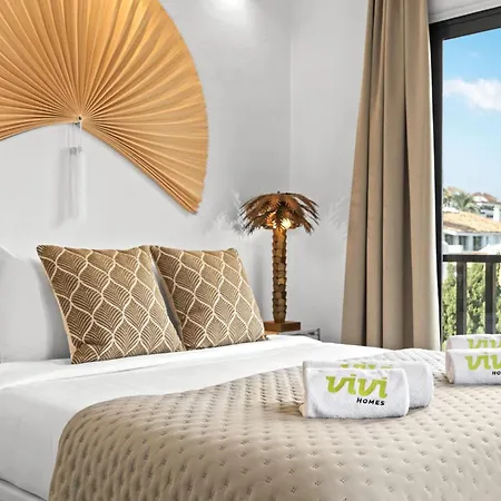 Lomas - Pool, Terrace & View Apartment Marbella
