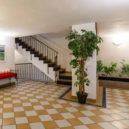 Lomas - Pool, Terrace & View Apartment Marbella
