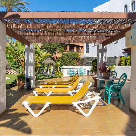 Lomas - Pool, Terrace & View Apartment Marbella