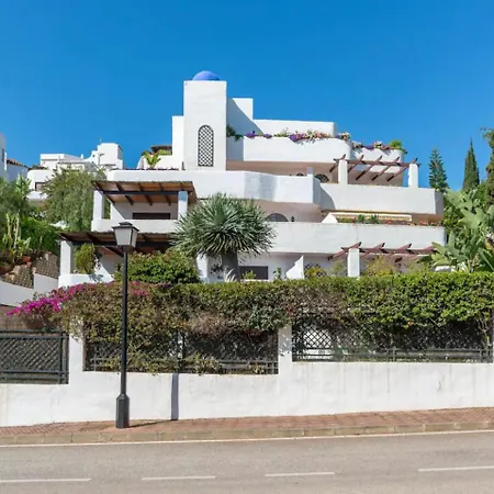 Lomas - Pool, Terrace & View Marbella