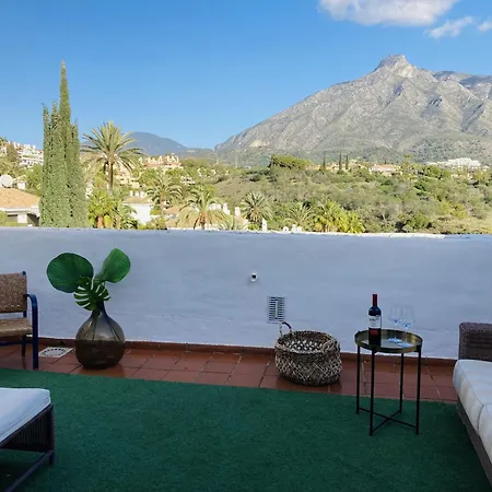 Lomas - Pool, Terrace & View * Marbella