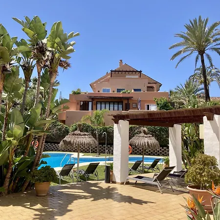 Lomas - Pool, Terrace & View Marbella